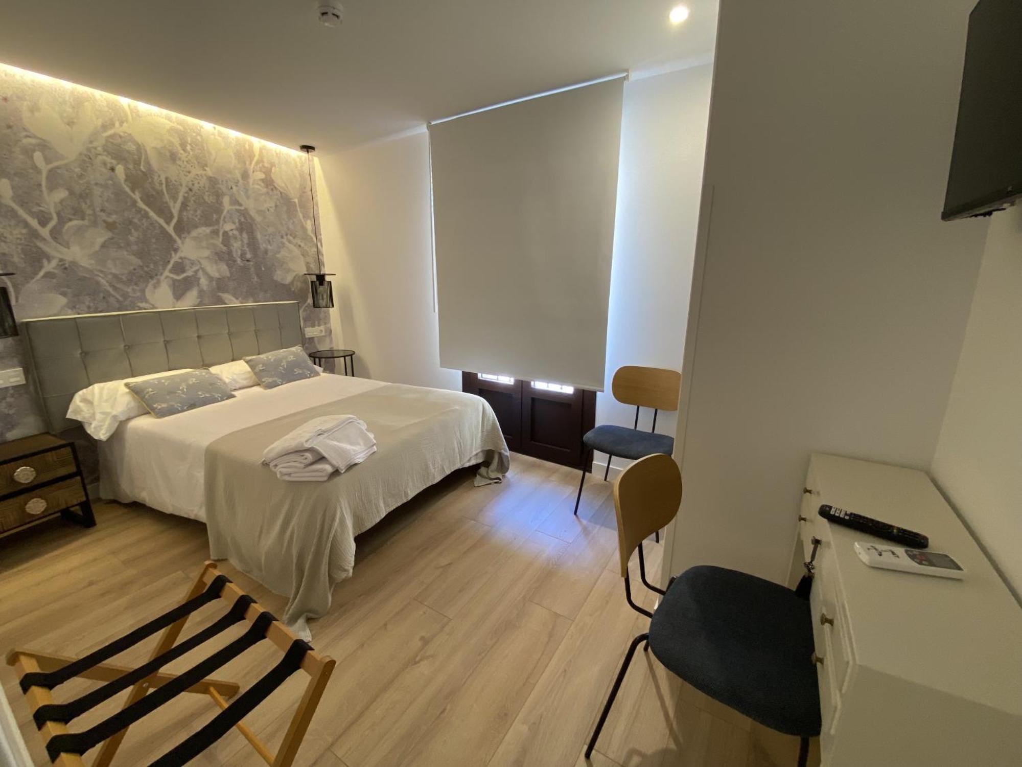 Apartamentos Penalara Segovia Exterior photo