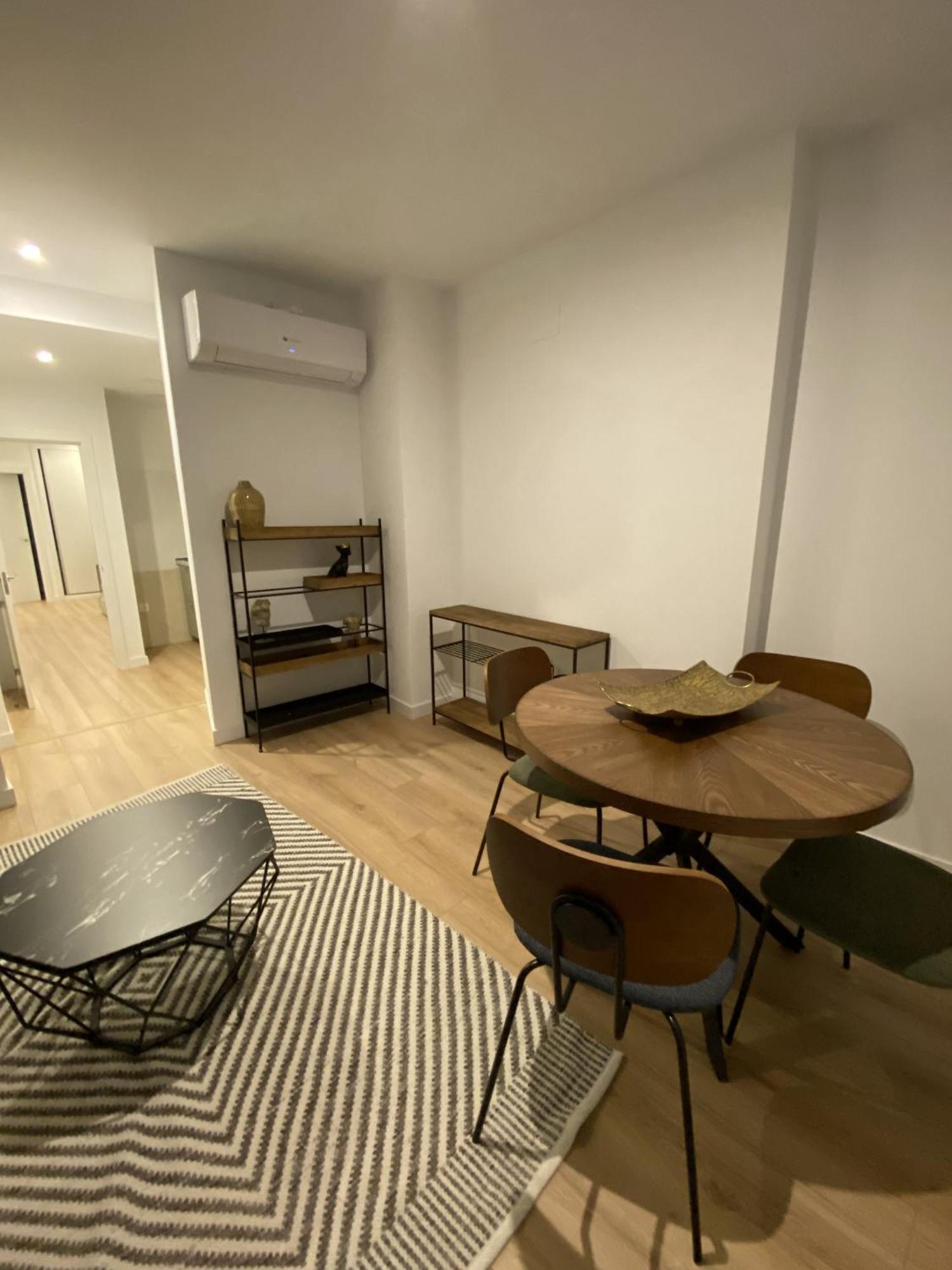 Apartamentos Penalara Segovia Exterior photo