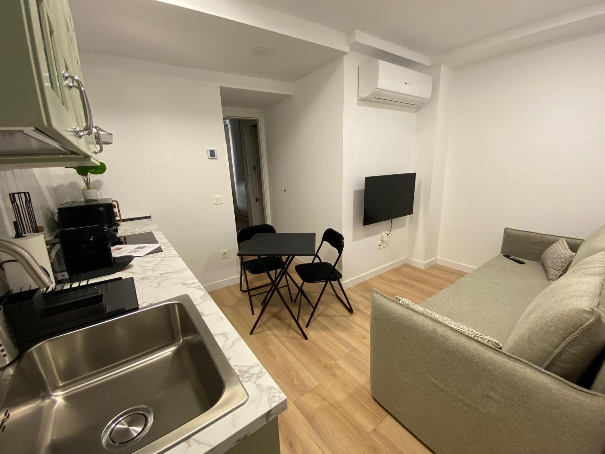 Apartamentos Penalara Segovia Exterior photo